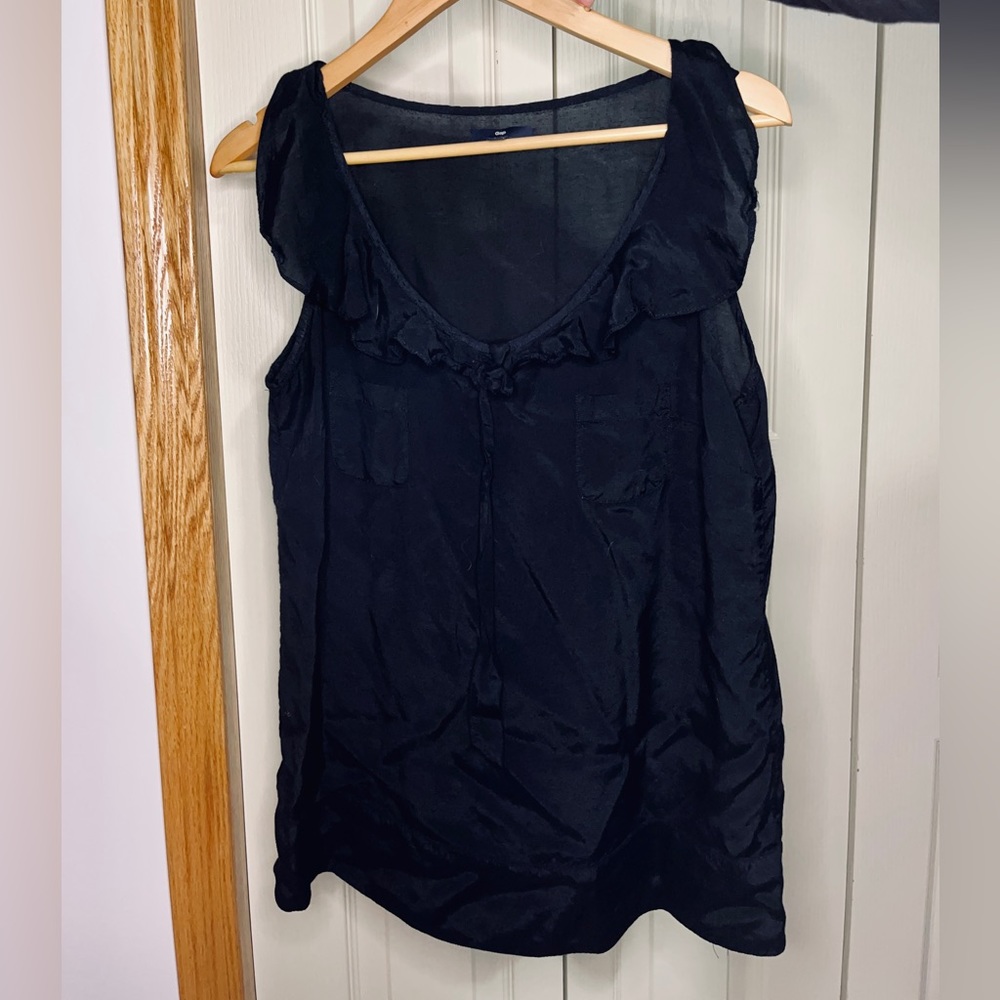 Gap Black Blouse Lightweight Ruffle Collar Pockets and String Detailing